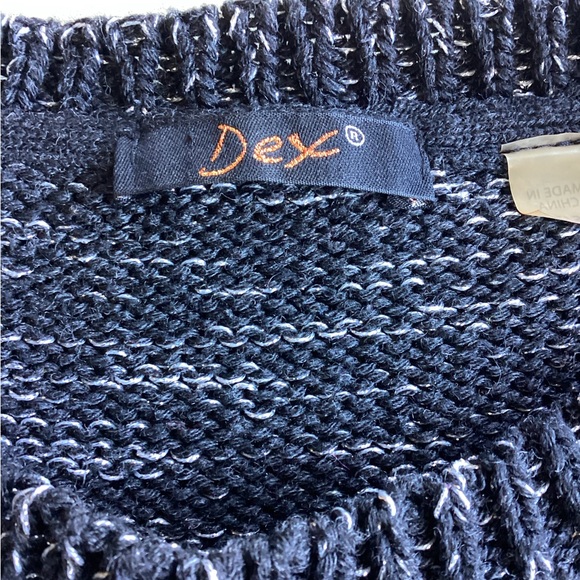 Bundle of 2 Sweaters - Picture 4 of 5